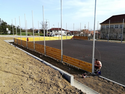 2018 Víceúčelové hřiště 02.jpg